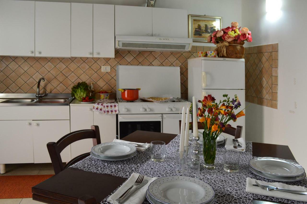 Ideale Per 4-6 Persone - Casamassella Otranto Exterior foto